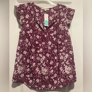 Women’s blouse size small